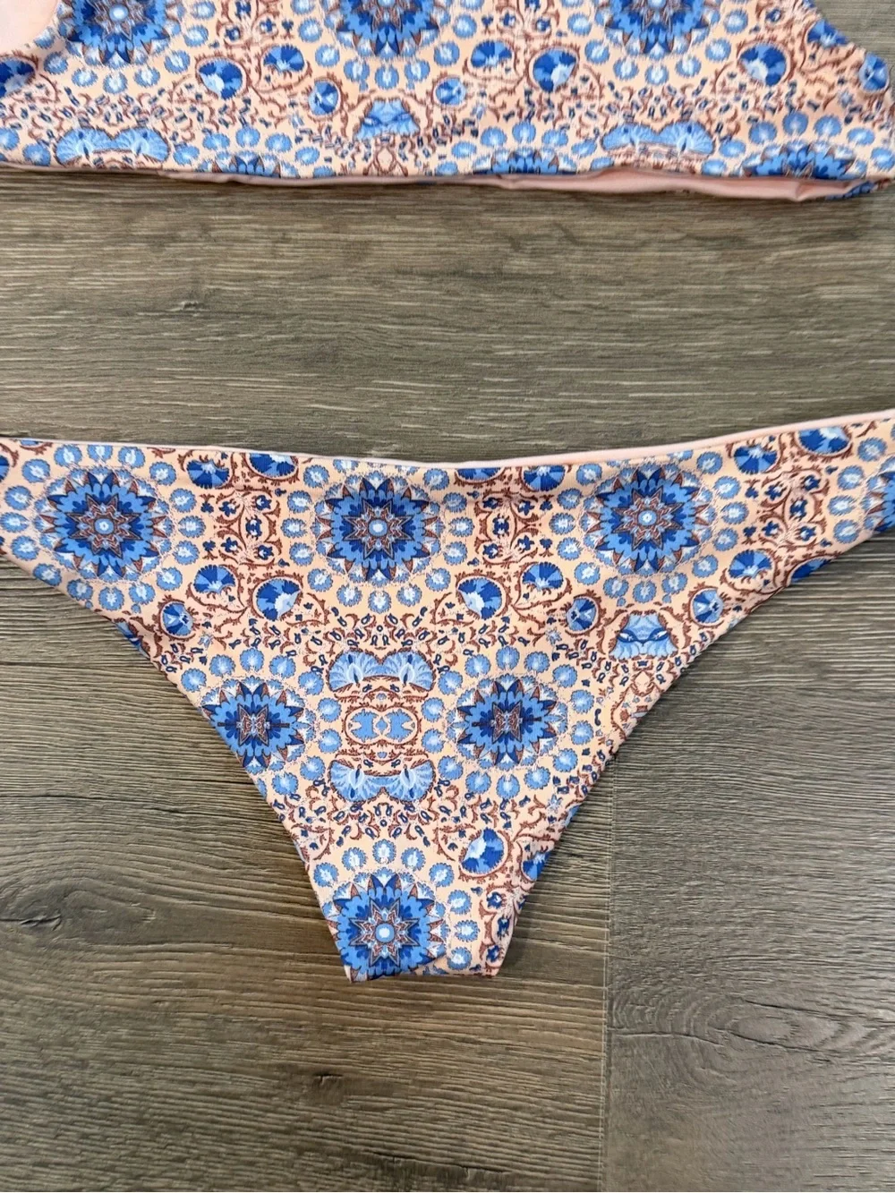 Frankies Bikinis Set Tank Top Women’s Pink Floral Mandala Crop Harley & Bottoms